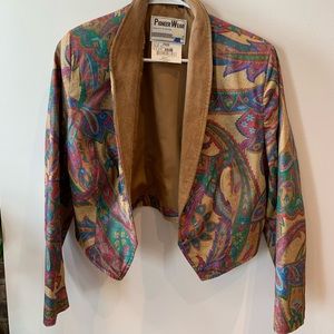 Vintage Pioneer Wear cropped jacket